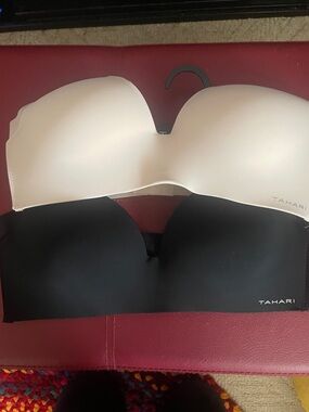 Tahari Wireless T Shirt Bras lot  of 2  ( black and nude)  36 C